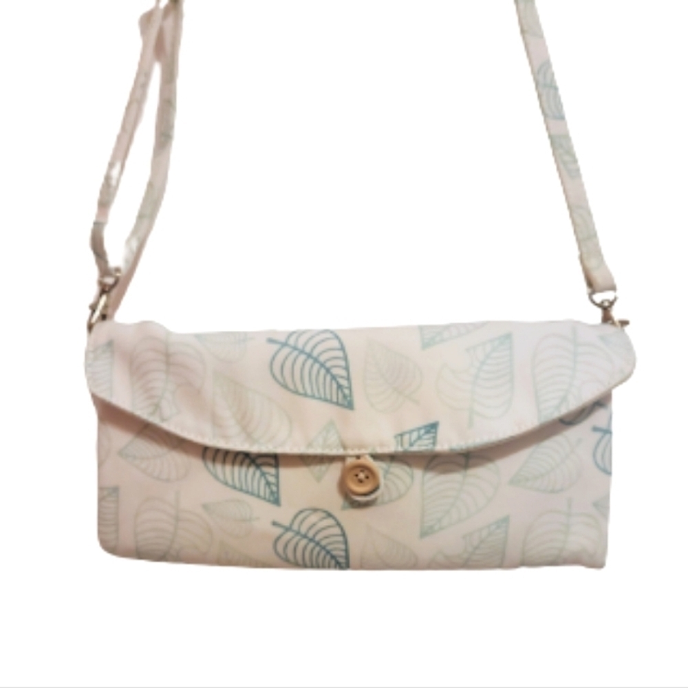 Nintendo Switch Lite Forest Fabric Case Ivory Gre… - image 1